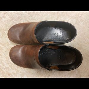 Dansko sz 40